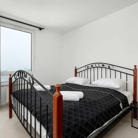 Apartmán Wyjatkowy Z Parkingiem & Balkonem Z Widokiem By Renters