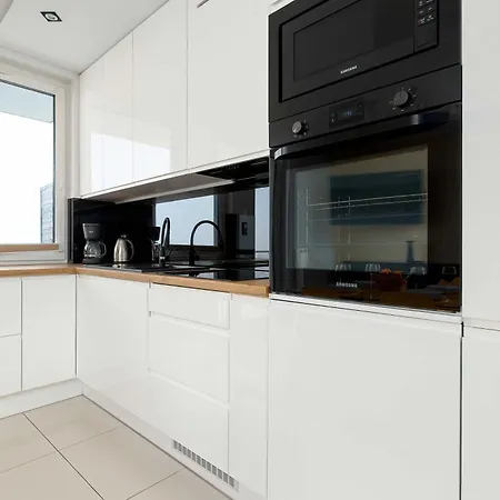 Apartmán Wyjatkowy Z Parkingiem & Balkonem Z Widokiem By Renters *