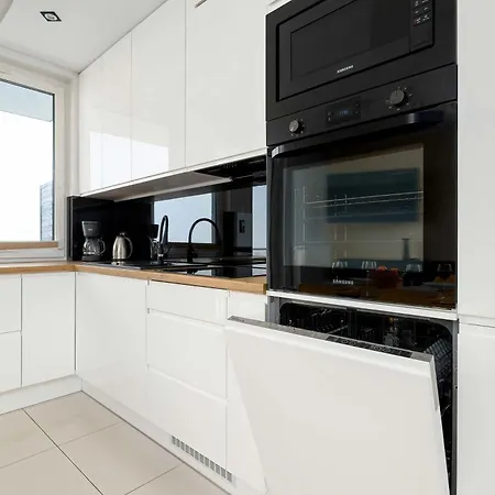 Apartment Wyjatkowy Z Parkingiem & Balkonem Z Widokiem By Renters *