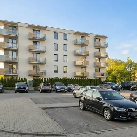 Apartment Wyjatkowy Z Parkingiem & Balkonem Z Widokiem By Renters Bielsko-Biala