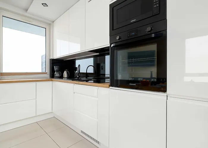 Apartmán Wyjatkowy Z Parkingiem & Balkonem Z Widokiem By Renters *