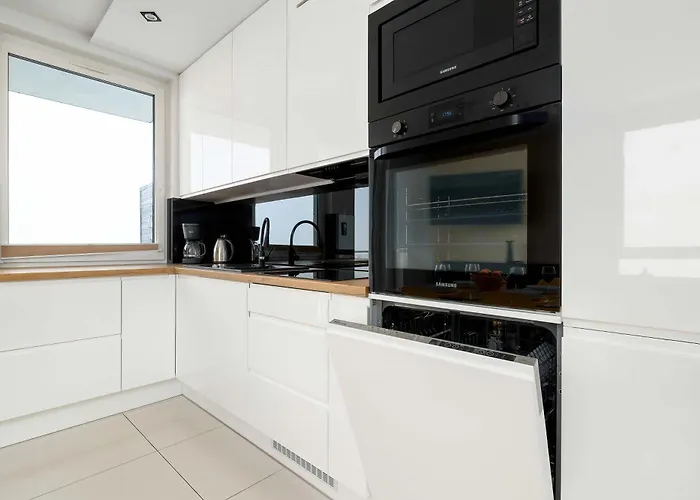 Apartmán Wyjatkowy Z Parkingiem & Balkonem Z Widokiem By Renters *