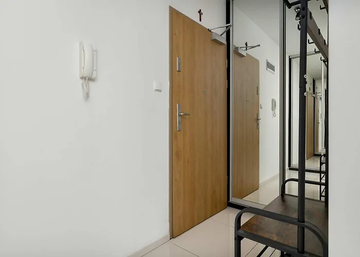 Wyjatkowy Z Parkingiem & Balkonem Z Widokiem By Renters *