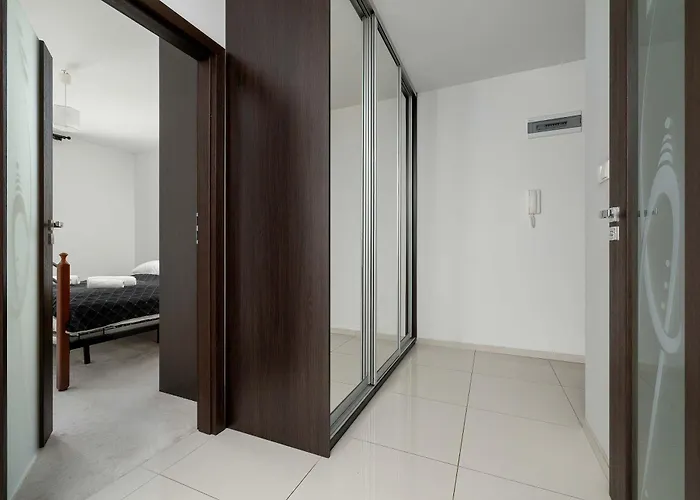 Wyjatkowy Z Parkingiem & Balkonem Z Widokiem By Renters Apartmán Bílsko-Bělá